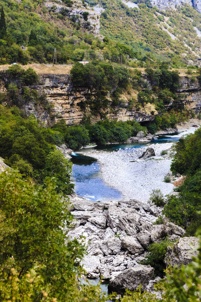 stony mountain river - Фото, зображення