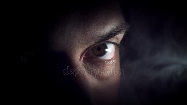 4 к трилер, жах ока людини з димом - Кадри, відео