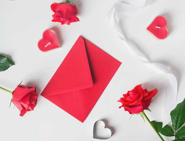 Valentine's day flat lay with red roses  - Foto, Imagem