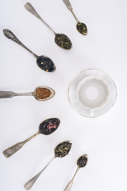 herbal tea and spoons - Foto, Bild