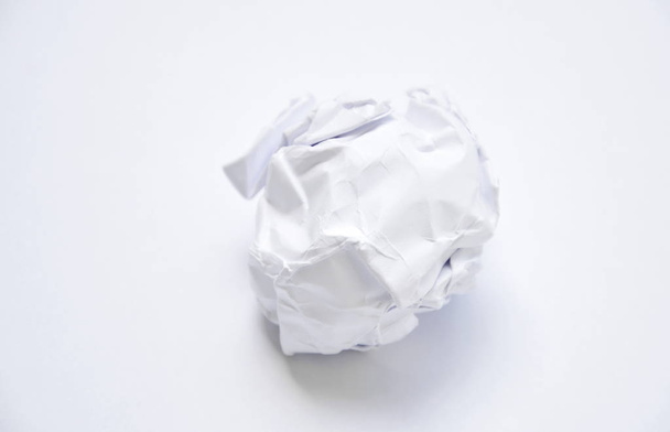  papier blanc froissé rouleau texture et fond
 - Photo, image