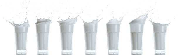 collection of glasses with milk - Foto, Bild