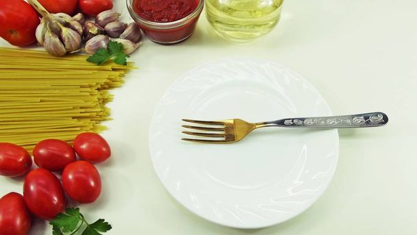 Set of products for spaghetti. - Foto, immagini