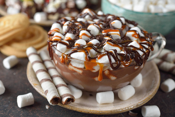 Hot chocolate with marshmallow  - Foto, Imagem