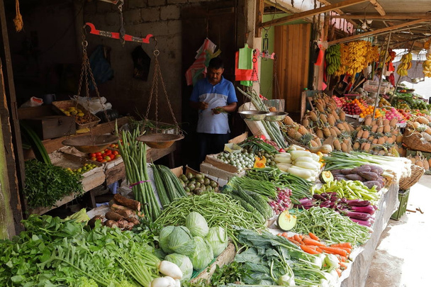 Comerciantes de frutas y hortalizas en Sri Lanka
 - Foto, imagen