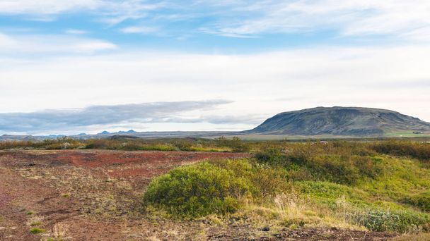 Krajobraz z stary wulkan w Islandii - Zdjęcie, obraz