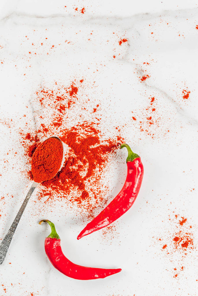 Fresh and ground chili pepper - Photo, Image