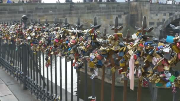 Romantic promissed love locks on fence. - Footage, Video