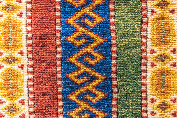 Handgemaakte geweven rug en wandtapijten, vintage tapijt in Egypte Bazaar Turkije - Foto, afbeelding