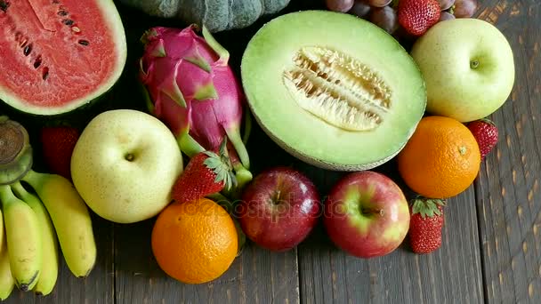 Variedad de frutas tropicales
  - Metraje, vídeo
