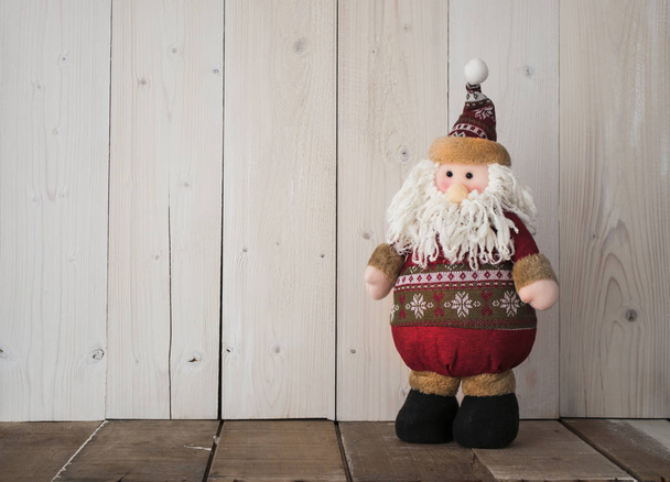 Świąteczne dekoracje z Mikołajem - Zdjęcie, obraz