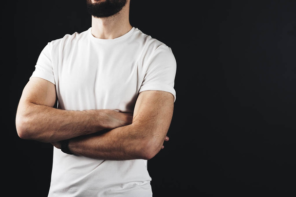 Photo of close up muscular bearded man with crossed arms on chest wearing white blank t-shirt - Φωτογραφία, εικόνα