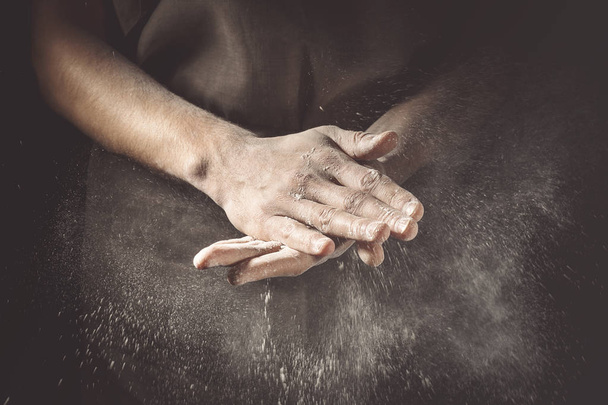 Hands clapping with flour - Foto, afbeelding