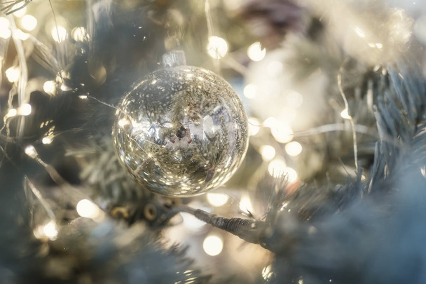 Navidad vacaciones parpadeando fondo abstracto con árbol de Navidad decorado
 - Foto, Imagen