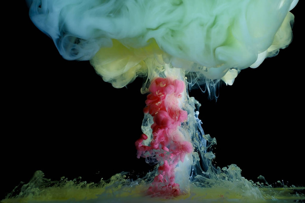 Liquid inks are mixed in water - Φωτογραφία, εικόνα
