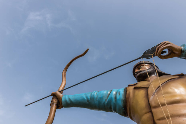 Statue of man archer in Istanbul while shooting arrow,Turkey.ISTANBUL, TURKEY, May 13, 2017 - Fotoğraf, Görsel