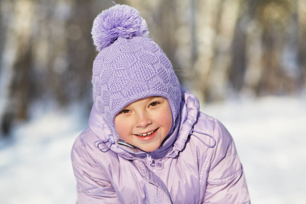 funny little girl in the winter - Photo, Image