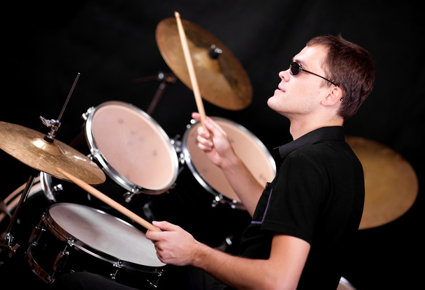 Drummer playing drums - Фото, зображення