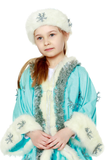 Little girl in the Snow Maiden costume - Fotoğraf, Görsel