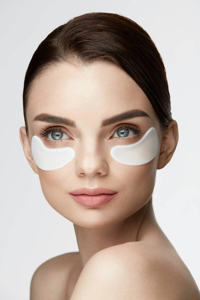 Eye Skin Mask. Female With Under Eye Patches On Face - Фото, изображение