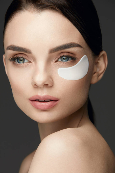 Patch Under Eye. Beautiful Woman Face With Patch On Skin - Zdjęcie, obraz