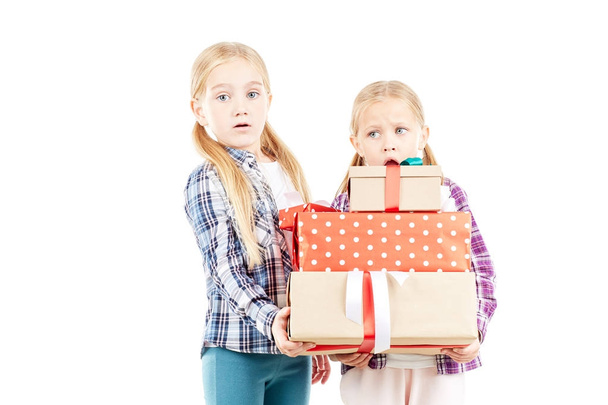 Sisters with Christmas gifts - Foto, Bild