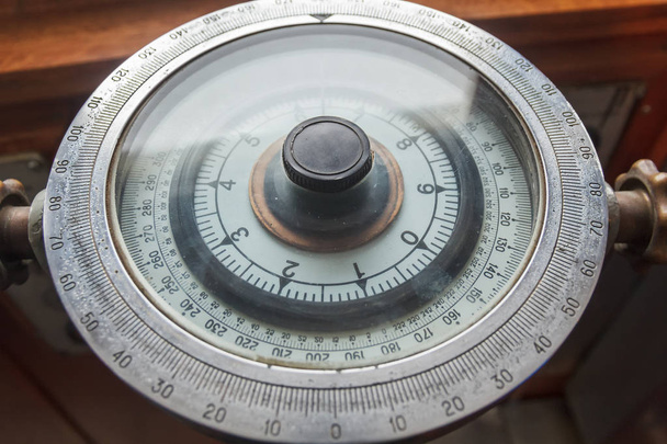 Oude schip kompas - Foto, afbeelding