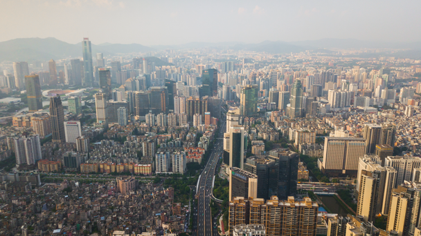 Den Guangzhou průmyslové město letecké panorama. 4k timelapse video porcelán - Záběry, video