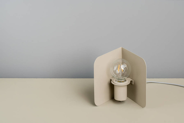 Metal beige edison lamp - Foto, afbeelding