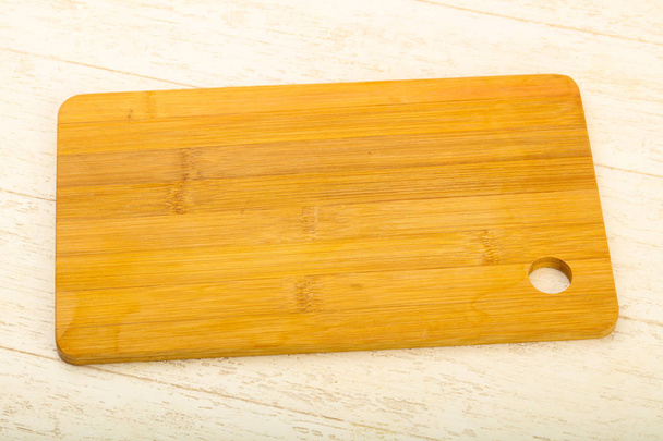 Empty wooden plate for home and restaurant using - Zdjęcie, obraz