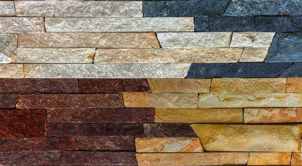 Multi-színes modern kő, pala travertin homokkő háttereként használt fal - Fotó, kép