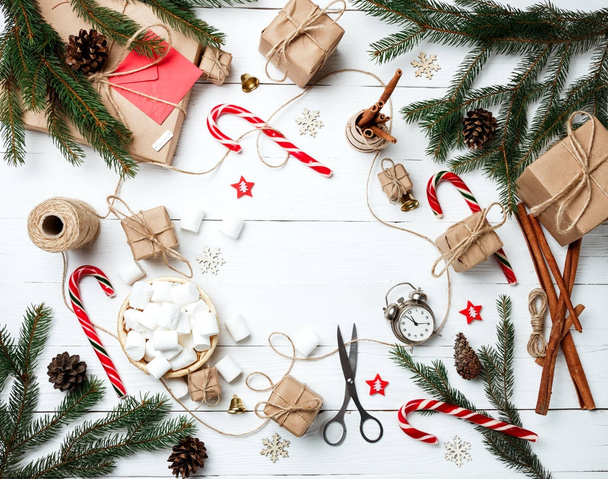 Різдвяна композиція Вітальна листівка на Новий рік Підготовка незаймана
 - Фото, зображення