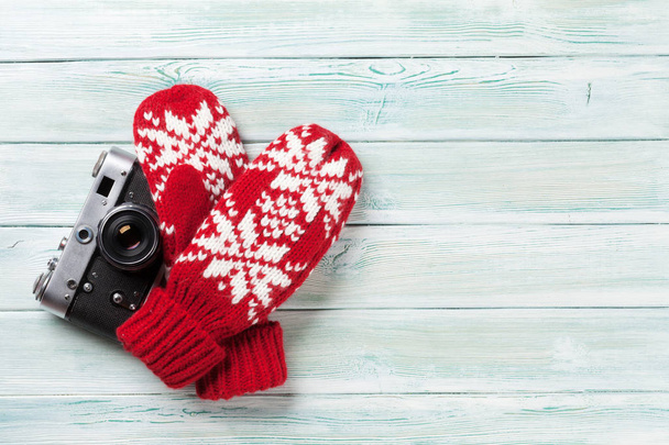 Christmas mittens with cameraon - Zdjęcie, obraz