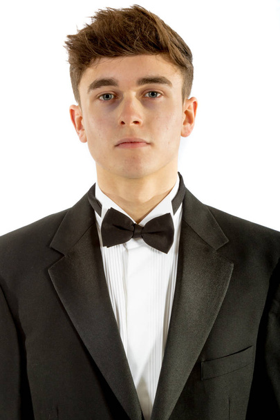 18 year old wearing a tuxedo - Foto, Imagen