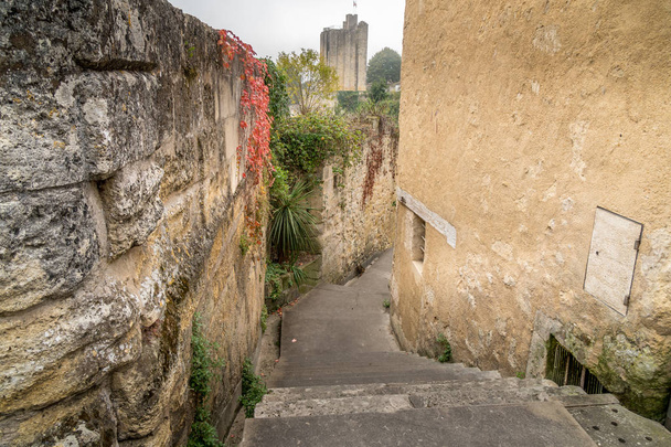 starověké ulice z kamene s názvem Rue de la přístavu Saint-Martin,  - Fotografie, Obrázek