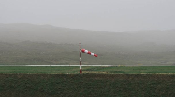 Faroe Adaları Vagar yakınındaki Rüzgar gülü - Fotoğraf, Görsel