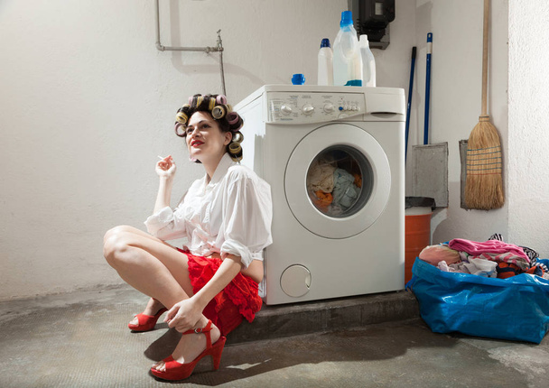 portrait of pretty woman in laundry - 写真・画像