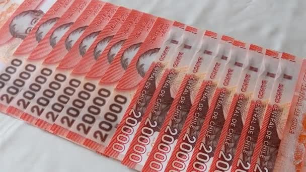 Húszezer Chilei Peso bankjegyek  - Felvétel, videó