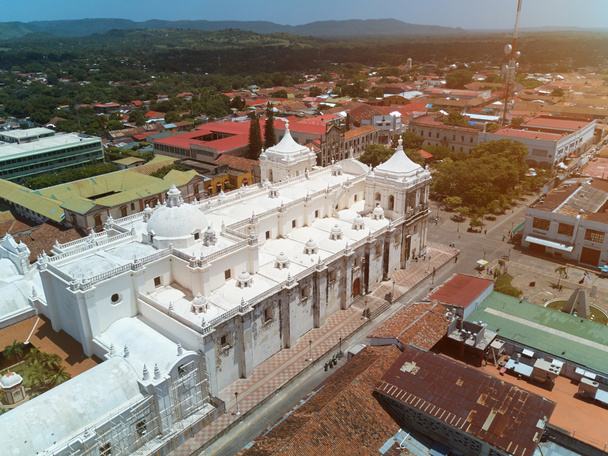 Iglesia en León NIcaragua
 - Foto, imagen