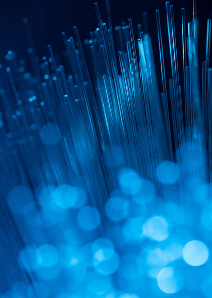 cabo de rede de fibra óptica para comunicações de internet ultra rápidas - Foto, Imagem