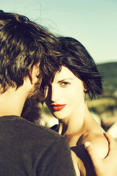 Beautiful woman and hipster man - Foto, afbeelding