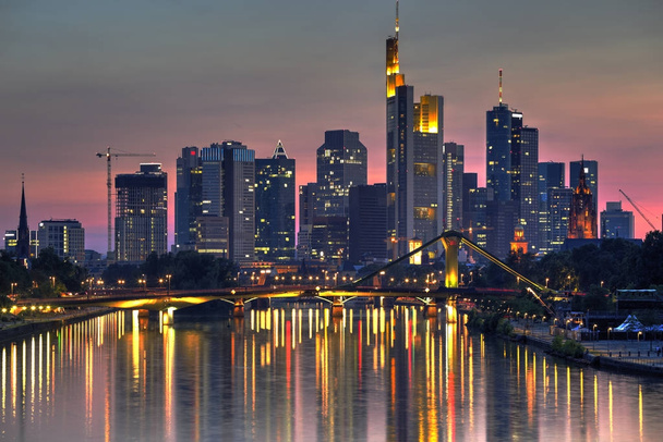 Frankfurt y Main, Alemania
 - Foto, Imagen