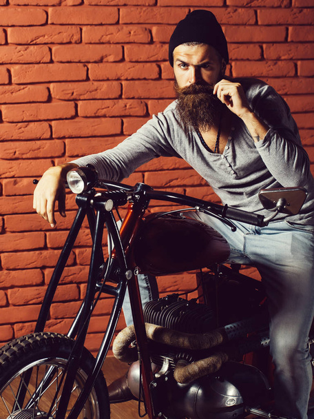 bearded biker man on motorbike - Fotoğraf, Görsel