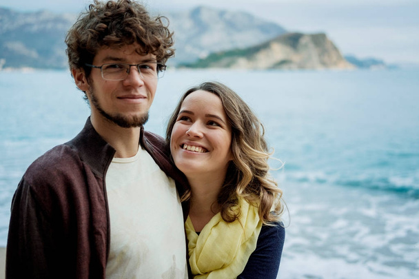 Happy couple against  the sea in autumn, Montenegro - Foto, immagini