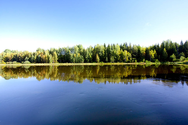 Calm and beautiful Kymijoki river in Finland. - Φωτογραφία, εικόνα