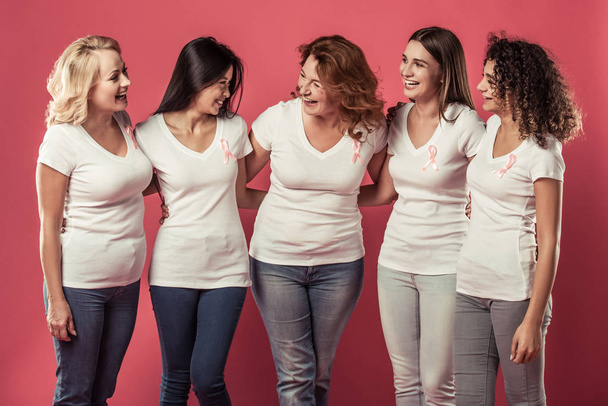 Donne contro il cancro al seno
 - Foto, immagini