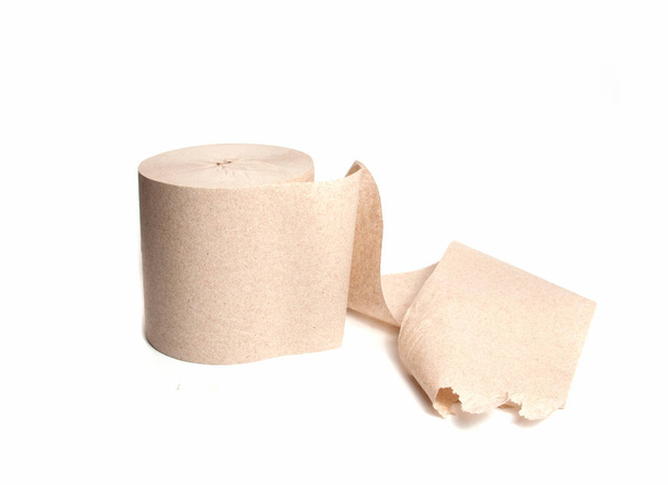Туалетная бумага, изолированная на белом
 - Фото, изображение