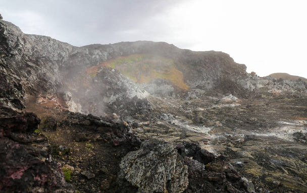 Campo di lava di Leirhnjukur in Islanda
 - Foto, immagini