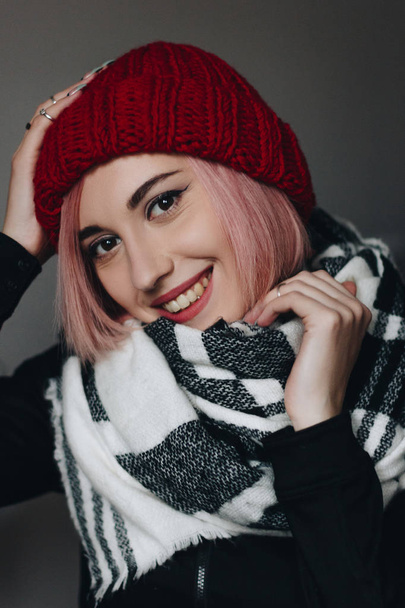 Girl in red knitted hat - Foto, imagen