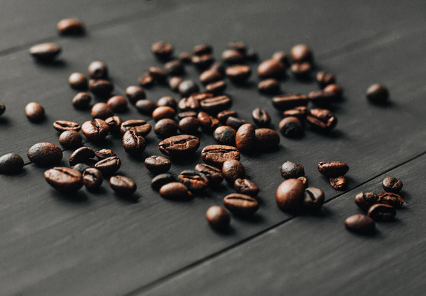 close-up view of roasted coffee beans  - Fotografie, Obrázek